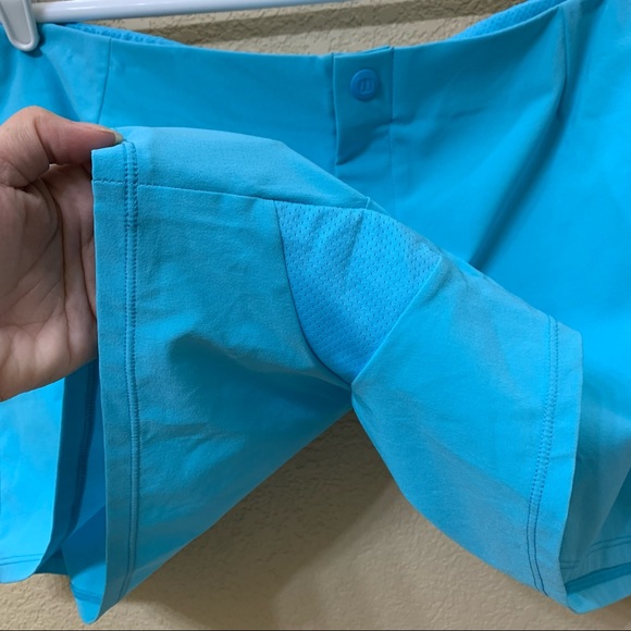 Wilson Light Blue Tennis Woven Shorts Size XL - Picture 4 of 13